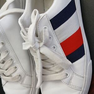 Tommy sneakers